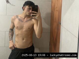 Gay Cam Page, Snapshot, Gay, Latin.