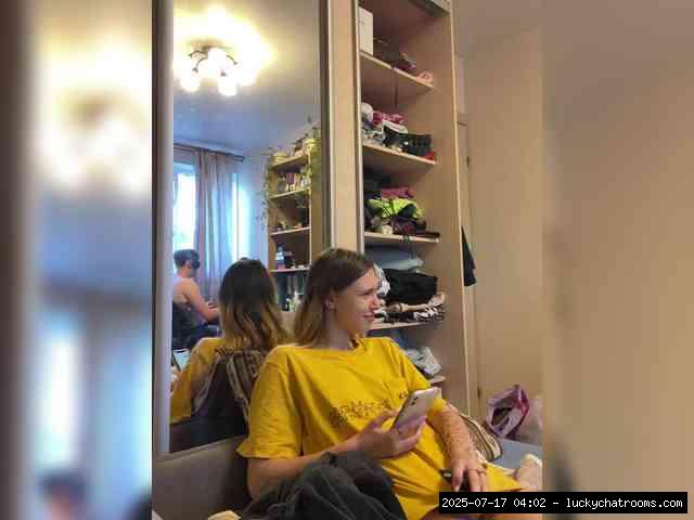 Couples And Threesomes, Shaved White, Shaved Teens, Group Chat For 40 Tokens, Full Privates For 90 .